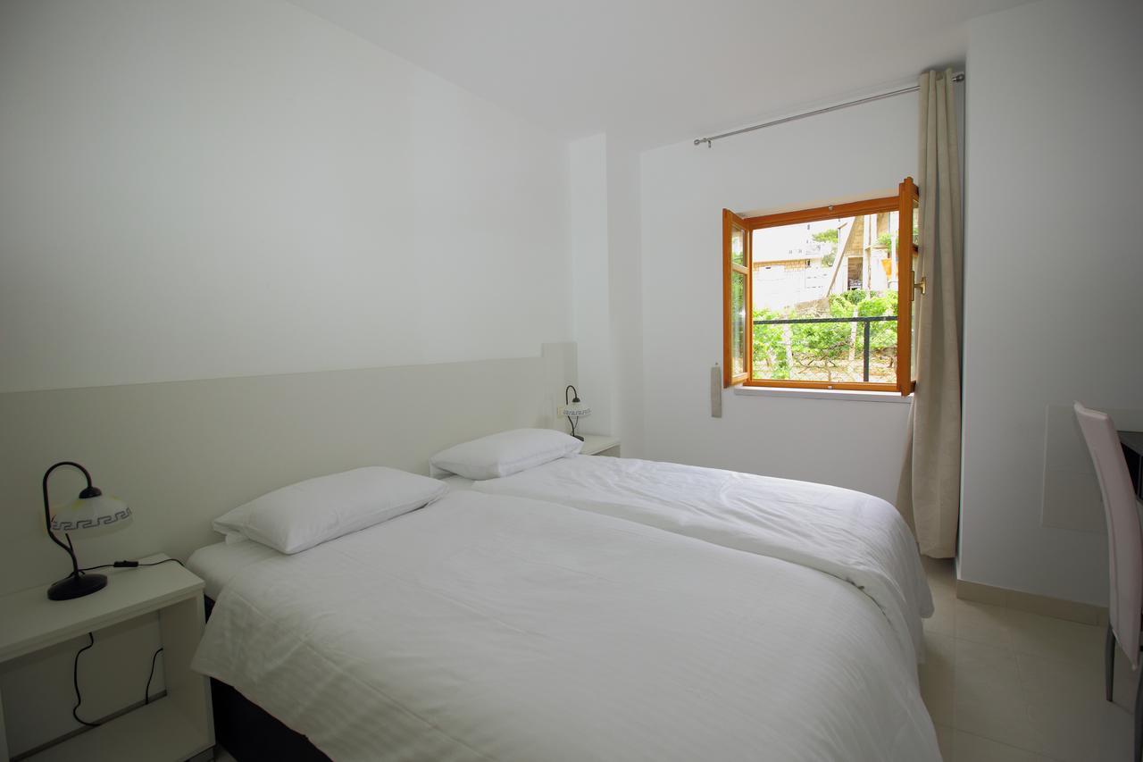 Apartments Dub Cavtat Esterno foto